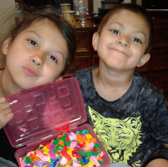 Meet your Posher, Amy POSH ADMINISTRATOR !! - Picture 13 of 15